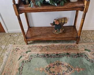 Entry table and rug