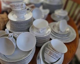 Large vintage dish set