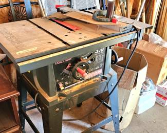 Craftsman work bench 