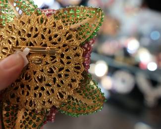 Vintage women's costume jewerly