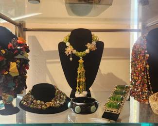 Vintage Costume Jewelry