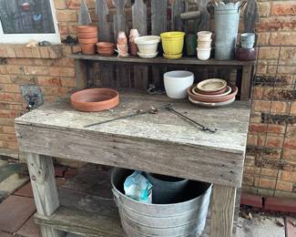 Potting bench