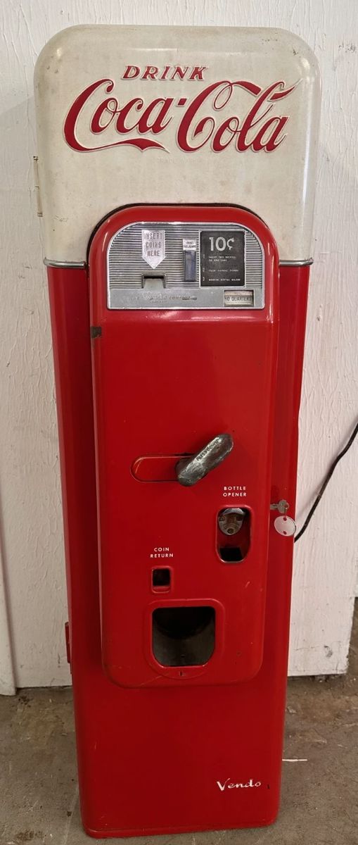 Coca Cola Vendo 44- nice working machine