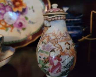 19th Century Chinese porcelain