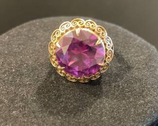 18k gold and gemstone ring