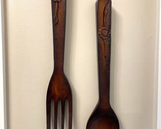 Large wood fork & spoon wall art