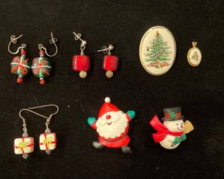 Holiday jewelry includes Spode & Lenox