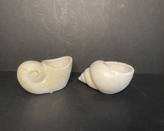 Ceramic shell decor