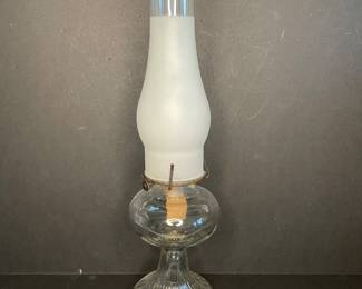 Glass oil lamp w/ frosted shade