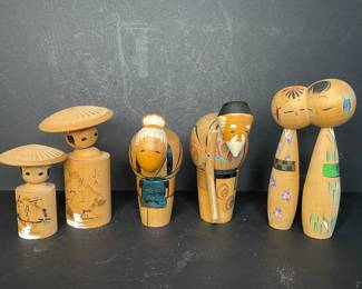 Vintage Japanese Kokeshi dolls