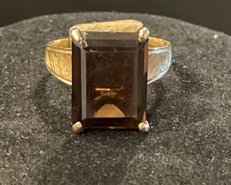 18k gold and smoky topaz ring