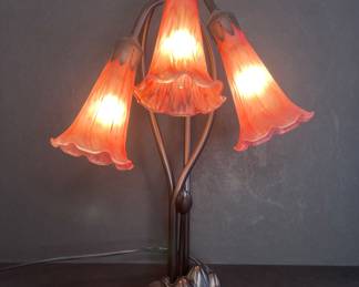 Tiffany style pink lily 3 arm lamp