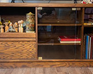 TV entertainment cabinet