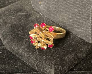18k gold and gemstone ring