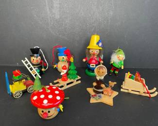 Wood ornaments Germany vintage