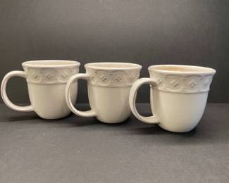 Home essentials petit fluer mugs set 8