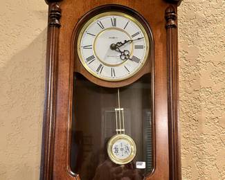 HOWARD MILLER WALL CLOCK.