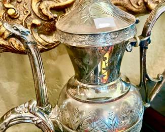 EDWARDIAN DRAGON SPOUT TEA OR COFFEE POT.