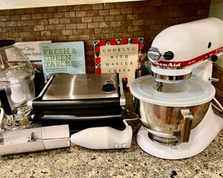KITCHEN AID MIXER