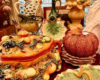 LOVE THIS LARGE FALL TUREEN! MIX IN PUMPKINS FOR THOS FALL POPS!