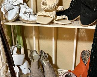 SHOES MOSTLY SIZE 10-11