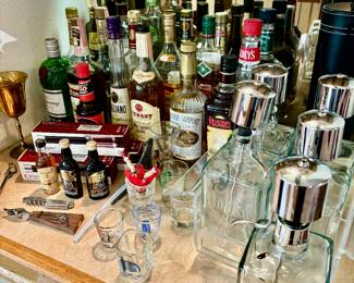Decanters and bar items