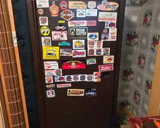 Gun safe with key