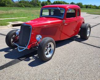 (AVAILABLE FOR PRESALE)
1933 Ford Coupe, w/383 Stroker Motor & Corvette Rearend 