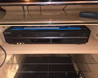 Sony dvd/vcr player 