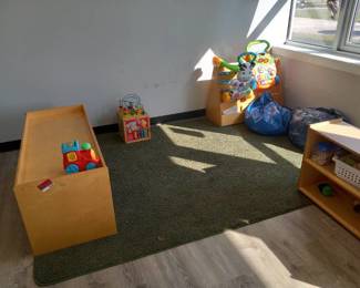 3 Wooden Children's Furniture Pieces And Toys
