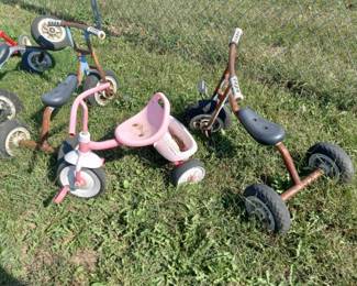 (5) Kids Tricycles
