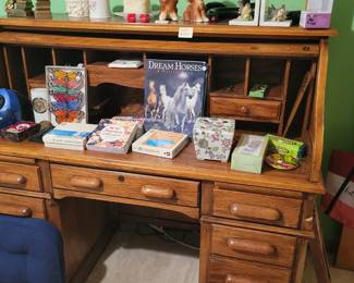 Roll top desk