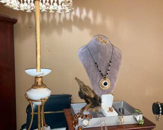 Costume Jewelry, women's accessories