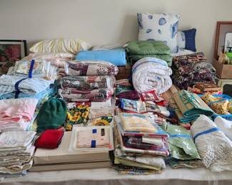 Linens, sheets, blankets, comforters 