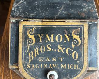 Antique Symon's Bros Cinnamon Tin