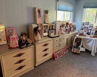 Collector Dolls and Such