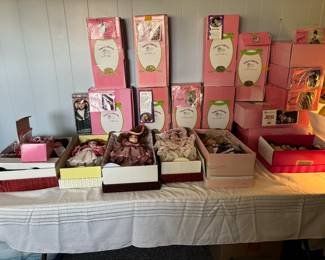 Paradise Galleries Treasury Collections