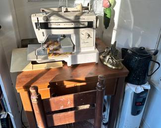 Singer Sewing Machine