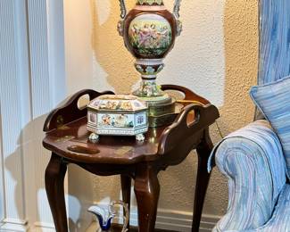 Tray Table