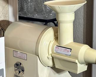 Champion Juicer