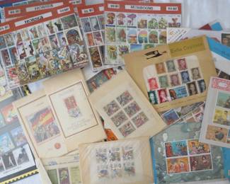 Lot# 51    Collection of 932 Stamps             $ 135.00       
