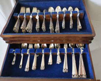 Lot# 47    133 pieces / Vintage Silver Plated Flatware Rogers Bros. 1847                                     $   90.00