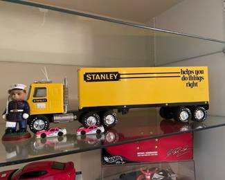 Nylint Stanley toy truck
