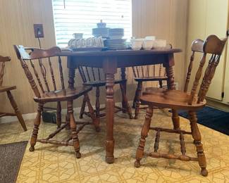 5 Bent Bros Colonial Dining Chairs, Round Dining Table, Style House prestige 62 piece set