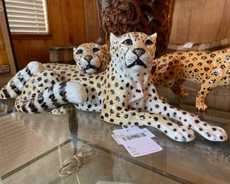 Ronzan Cheetah Couple Sculpture