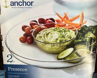 Chip and Dip Set / Serving ware