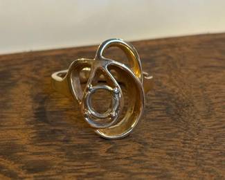 14K Gold Ring Setting no stone For Melt Or Use