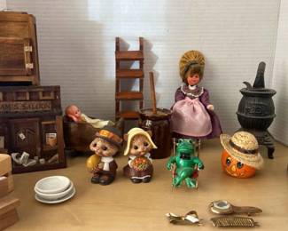 Lots of Cute Little Collectibles