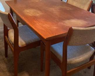 Wood Table And 4 Chairs