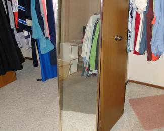 Now this floor length mirror is outstanding. Yup, outstanding in the middle of the room!! HA HA HA HA HA